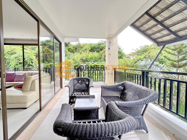 Picture of 3 Bedroom Condo in Sunrise Beach Resort And Residence Na Jomtien