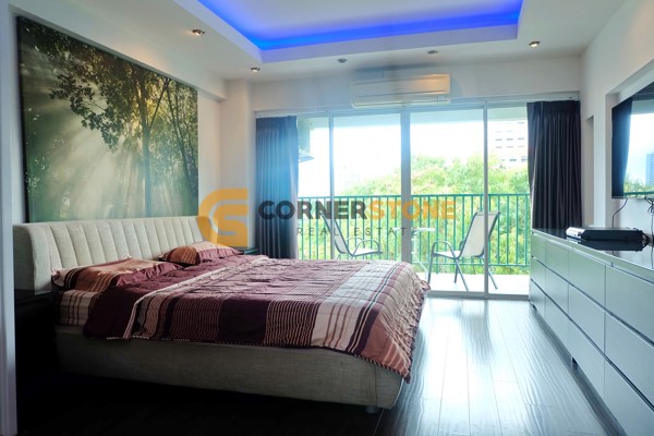 Picture of Studio Condo in Sombat Pattaya Condotel Pratumnak Hill
