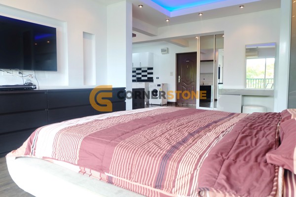 Picture of Studio Condo in Sombat Pattaya Condotel Pratumnak Hill