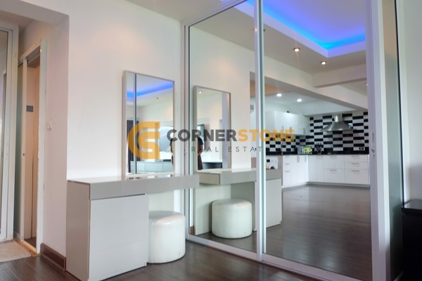Picture of Studio Condo in Sombat Pattaya Condotel Pratumnak Hill