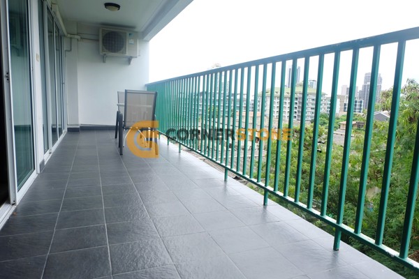 Picture of Studio Condo in Sombat Pattaya Condotel Pratumnak Hill