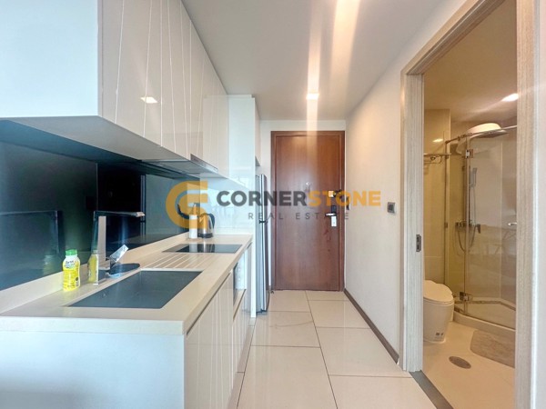 Picture of Studio Condo in The Peak Towers Pratumnak Hill