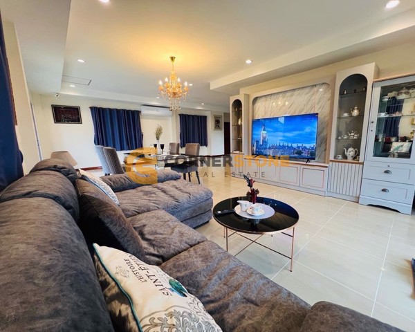 Picture of บ้าน 5 ห้องนอน ในโครงการ Lakeside Estates Mabprachan ตั้งอยู่ที่ พัทยาตะวันออก