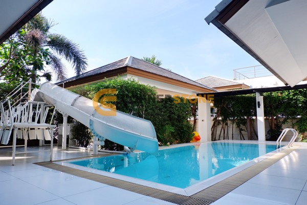 Picture of บ้าน 4 ห้องนอน ในโครงการ หมู่บ้านซีบรีซวิลล่าพัทยา ตั้งอยู่ที่ นาเกลือ