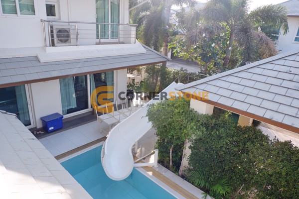 Picture of บ้าน 4 ห้องนอน ในโครงการ หมู่บ้านซีบรีซวิลล่าพัทยา ตั้งอยู่ที่ นาเกลือ