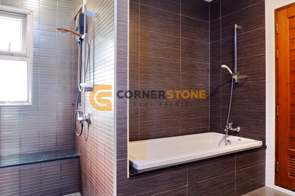 Picture of บ้าน 4 ห้องนอน ในโครงการ หมู่บ้านซีบรีซวิลล่าพัทยา ตั้งอยู่ที่ นาเกลือ