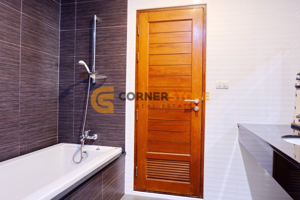 Picture of บ้าน 4 ห้องนอน ในโครงการ หมู่บ้านซีบรีซวิลล่าพัทยา ตั้งอยู่ที่ นาเกลือ