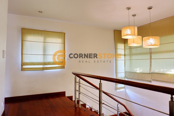 Picture of บ้าน 4 ห้องนอน ในโครงการ หมู่บ้านซีบรีซวิลล่าพัทยา ตั้งอยู่ที่ นาเกลือ