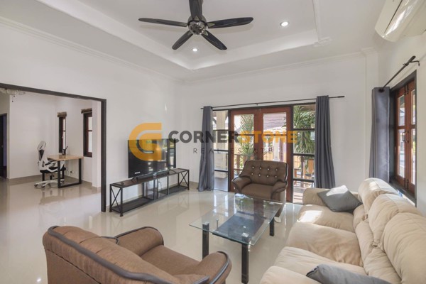 Picture of 3 bedroom House in Dhewee Resort Huay Yai