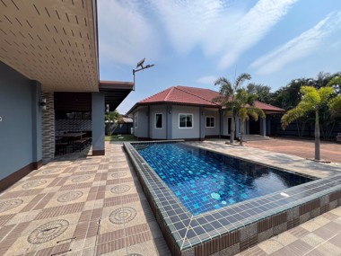 Show details for 3 bedroom House in  East Pattaya Picture of 3 bedroom House in  East Pattaya