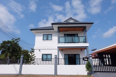 Show details for 5 bedroom House in Park Rung Ruang East Pattaya Picture of 5 bedroom House in Park Rung Ruang East Pattaya