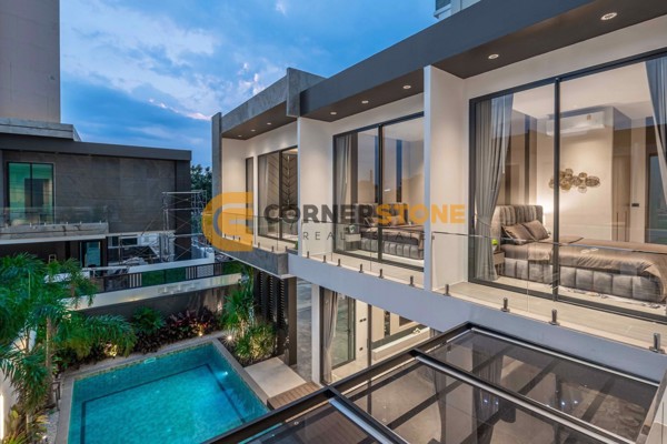 Picture of 5 bedroom House in  Jomtien Beach