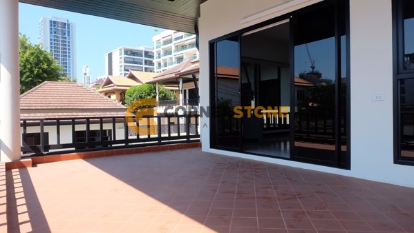 Picture of 4 bedroom House in  Pratumnak Hill