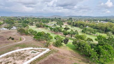 Picture of Land Plot with Building Plans @ Phoenix Gold Golf Course