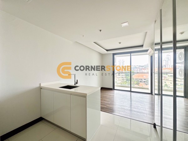 Picture of 1 Bedroom Condo in The Peak Towers Pratumnak