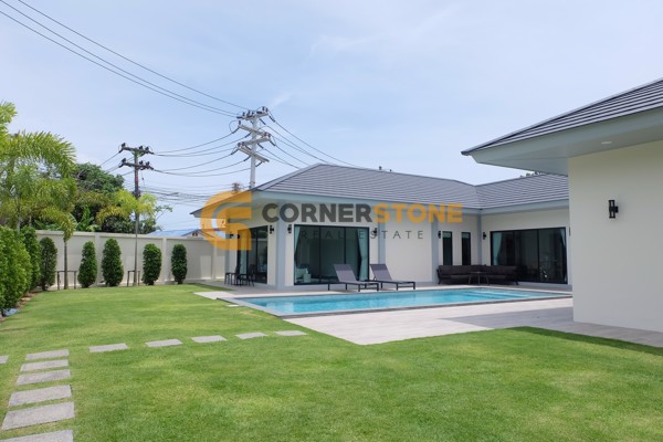 Picture of 4 bedroom House in  Huay Yai