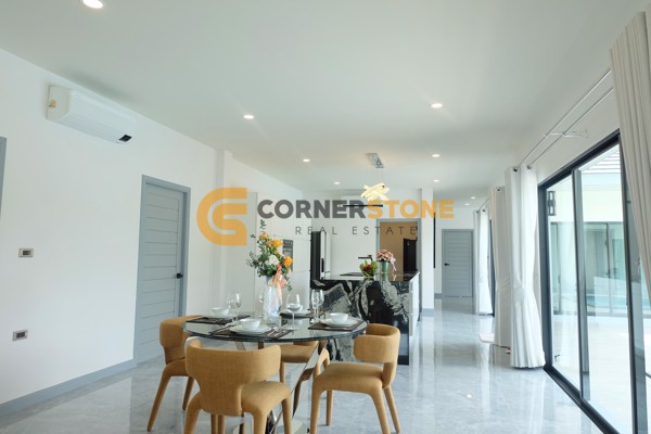 Picture of 4 bedroom House in  Huay Yai