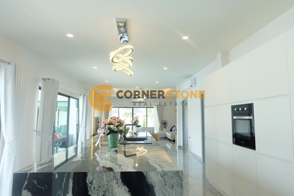 Picture of 4 bedroom House in  Huay Yai