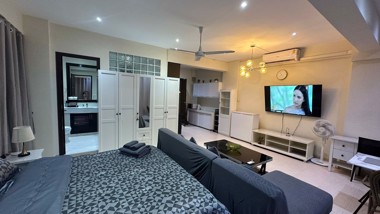 Picture of Studio Condo in Thepthip Mansion Pratumnak