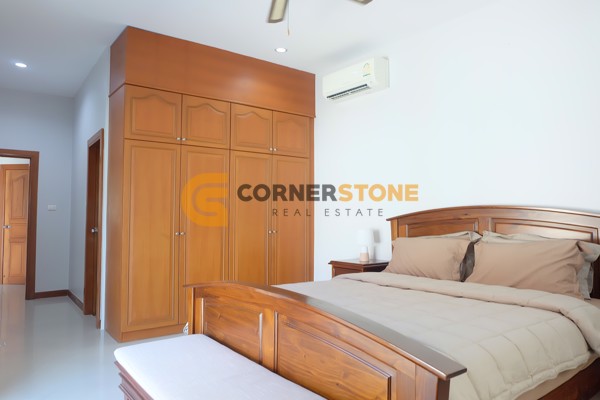 Picture of Mabprachan 4 Bed Pool View Villa