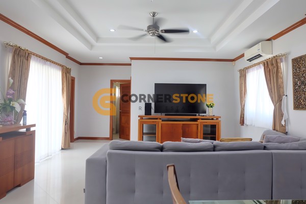 Picture of Mabprachan 4 Bed Pool View Villa