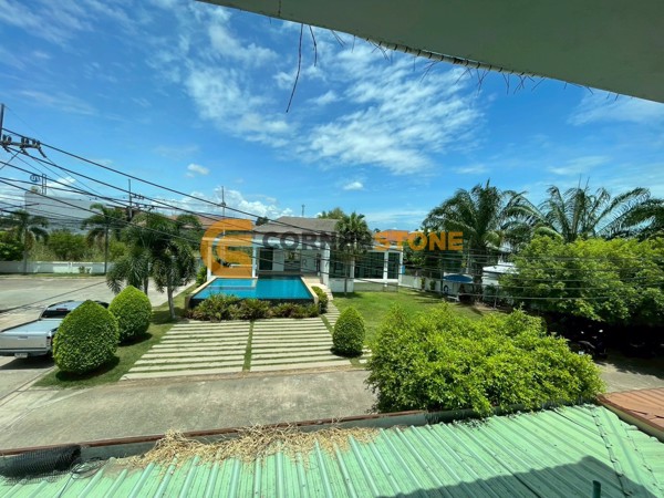 Picture of คอนโด 3 ห้องนอน ในโครงการ Uraiwan Park View ตั้งอยู่ที่ พัทยาตะวันออก