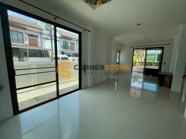 Picture of บ้าน 3 ห้องนอน ในโครงการ Uraiwan Park View ตั้งอยู่ที่ พัทยาตะวันออก