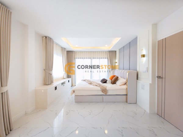 Picture of 5 bedroom House in  Jomtien Beach