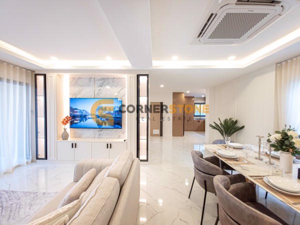 Picture of 5 bedroom House in  Jomtien Beach