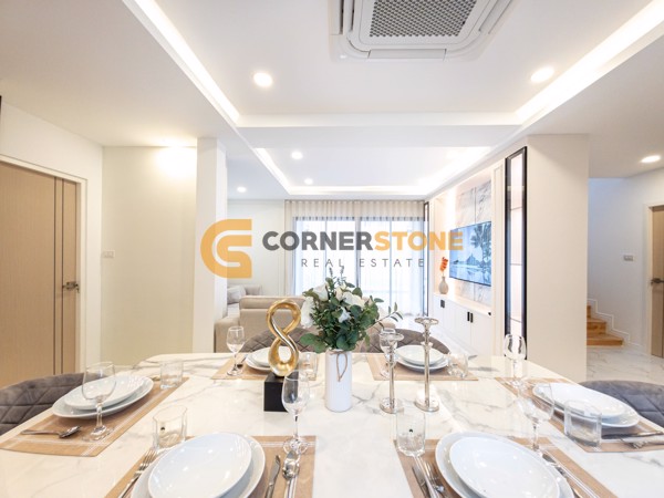 Picture of 5 bedroom House in  Jomtien Beach