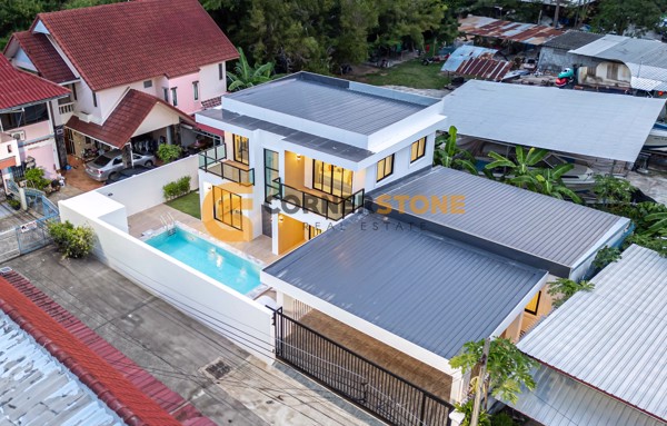 Picture of 5 bedroom House in  Jomtien