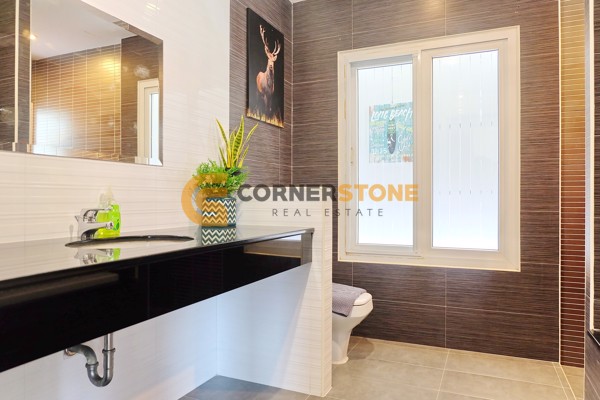 Picture of 4 bedroom House in Sea Breeze Villa Pattaya Na Kluea