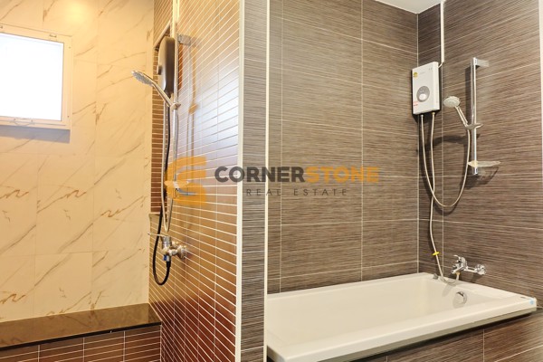 Picture of 4 bedroom House in Sea Breeze Villa Pattaya Na Kluea