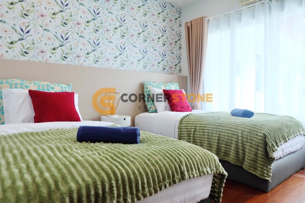 Picture of 4 bedroom House in Sea Breeze Villa Pattaya Na Kluea