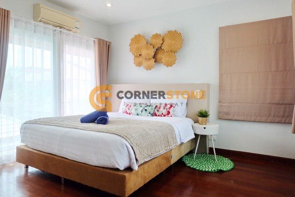 Picture of 4 bedroom House in Sea Breeze Villa Pattaya Na Kluea