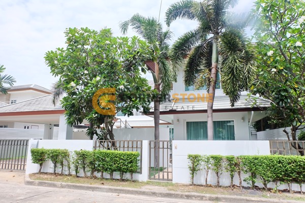 Picture of 4 bedroom House in Sea Breeze Villa Pattaya Na Kluea