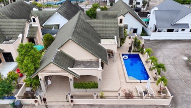 Picture of 4 bedroom House in Natheekarn Park View East Pattaya East Pattaya