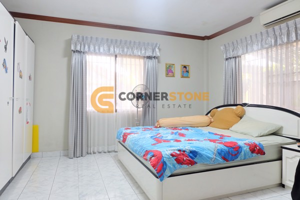 Picture of 4 bedroom House in Pattaya Land and House East Pattaya
