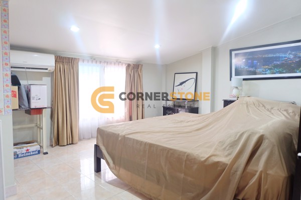 Picture of 4 bedroom House in Pattaya Land and House East Pattaya