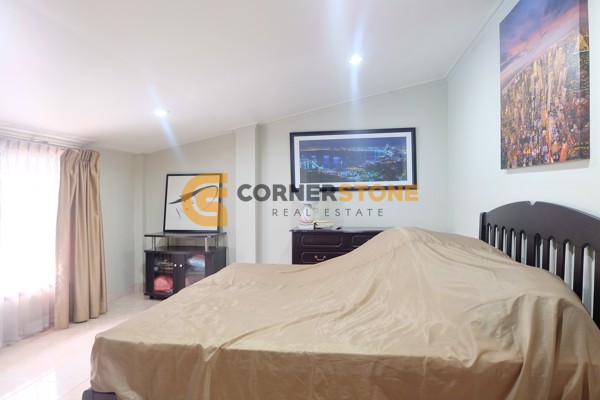 Picture of 4 bedroom House in Pattaya Land and House East Pattaya