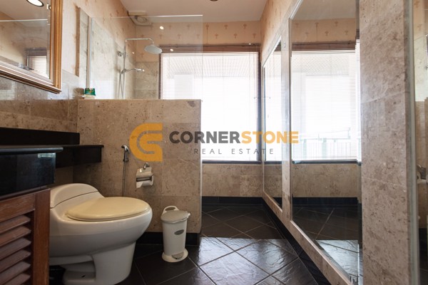 Picture of 5 bedroom Condo in Panya Resort Condo | Crystal Bay Golf Club Bang Lamung