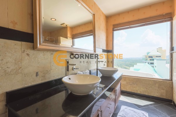 Picture of 5 bedroom Condo in Panya Resort Condo | Crystal Bay Golf Club Bang Lamung