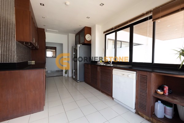 Picture of 5 bedroom Condo in Panya Resort Condo | Crystal Bay Golf Club Bang Lamung