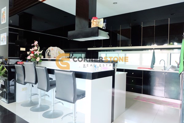 Picture of 5 bedroom House in Baan Piam Mongkol Huay Yai