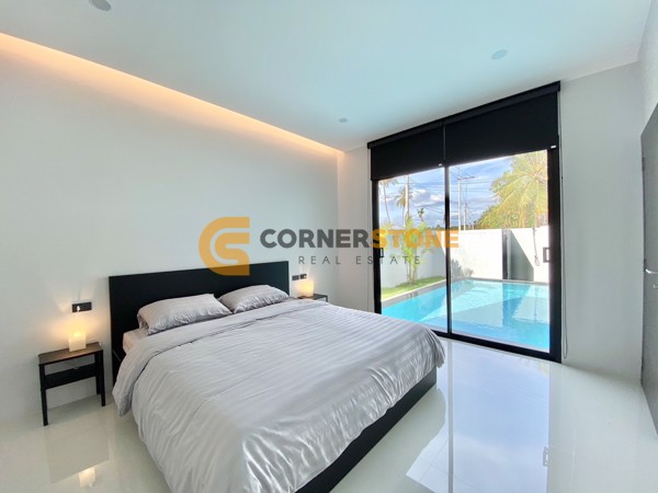 Picture of 3 bedroom House in Hivery Pool Villa 2 East Pattaya