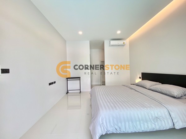 Picture of 3 bedroom House in Hivery Pool Villa 2 East Pattaya