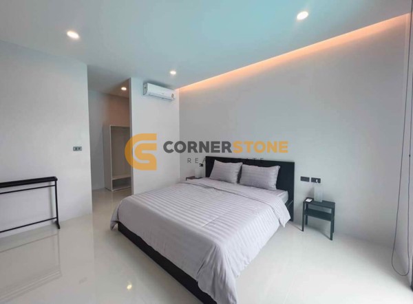 Picture of 3 bedroom House in Hivery Pool Villa 2 East Pattaya