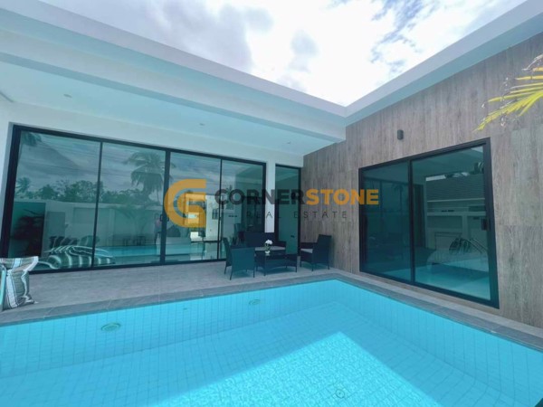 Picture of 3 bedroom House in Hivery Pool Villa 2 East Pattaya