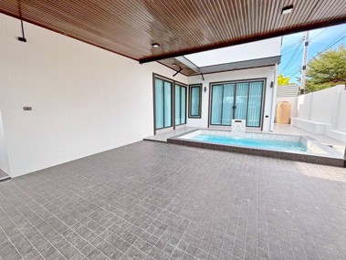Show details for 3 bedroom House in  East Pattaya Picture of 3 bedroom House in  East Pattaya