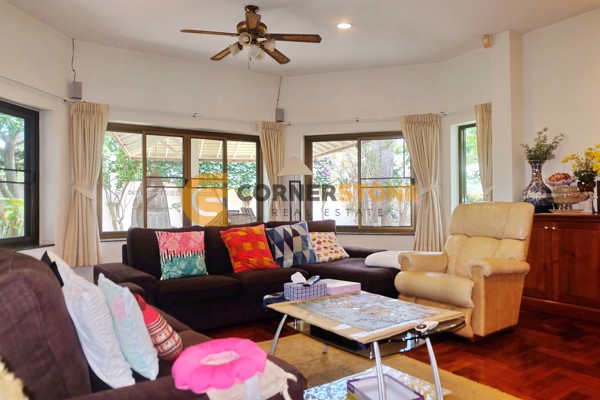 Picture of 7 bedroom House in  East Pattaya